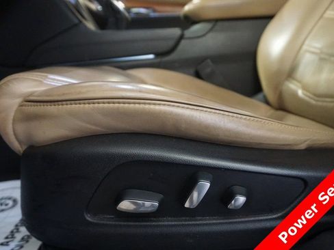 Used 2019 Cadillac XT5 Platinum image 6