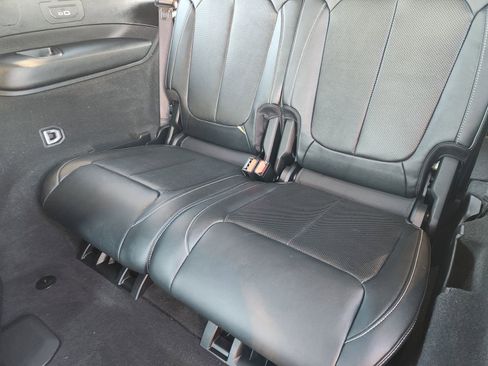 Used 2022 Jeep Grand Cherokee L Overland w/ Luxury Tech Group IV image 35