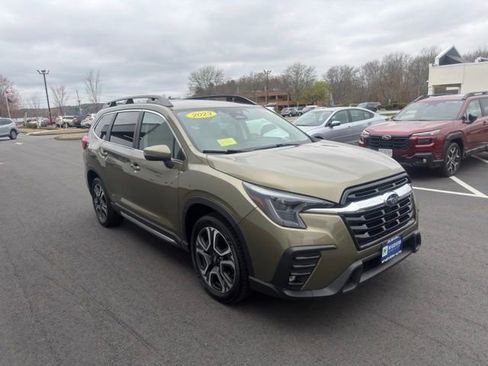 Used 2023 Subaru Ascent Limited AWD/4WD image 6