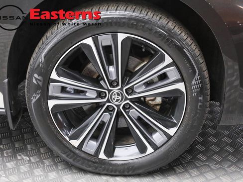 Used 2023 Toyota bZ4X Limited w/ Weather Package image 31