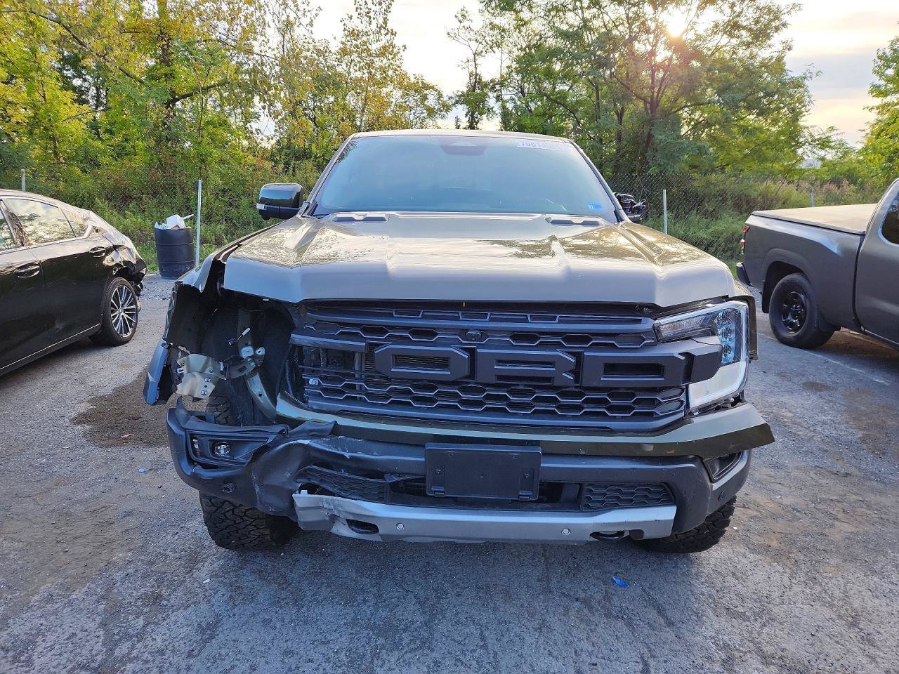 Used 2025 Ford Ranger Raptor AWD/4WD image 2