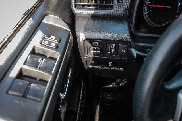 Used 2018 Toyota 4Runner Limited AWD/4WD image 60
