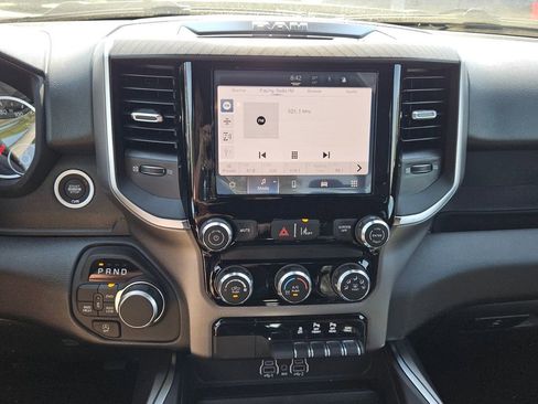 New 2026 RAM 1500 Express AWD/4WD image 16