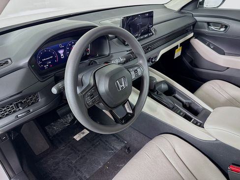 New 2025 Honda Accord LX image 8
