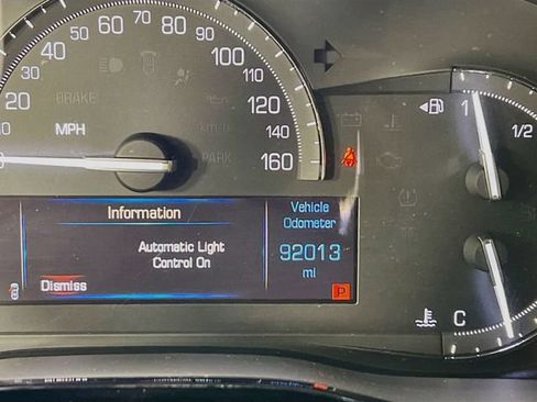 Used 2018 Cadillac XT5 Luxury w/ Driver Awareness Package AWD/4WD image 13