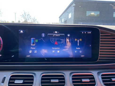 Used 2025 Mercedes-Benz GLE 53 AMG 4MATIC Coupe image 25