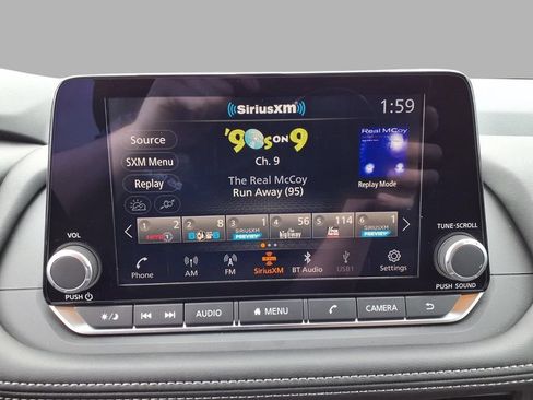 Used 2026 Nissan Rogue SV w/ Cold Weather Package FWD image 5