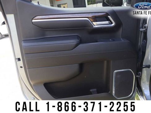 Used 2025 GMC Sierra 1500 Elevation w/ Preferred Package AWD/4WD image 19