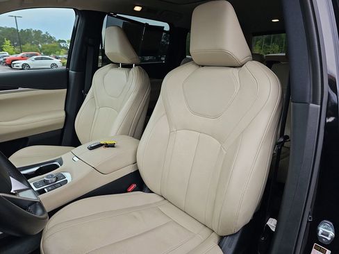 Used 2023 INFINITI QX60 Sensory w/ Cargo Package AWD/4WD image 21