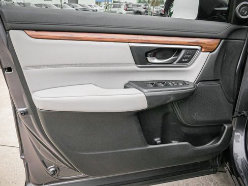 Used 2021 Honda CR-V Touring image 14