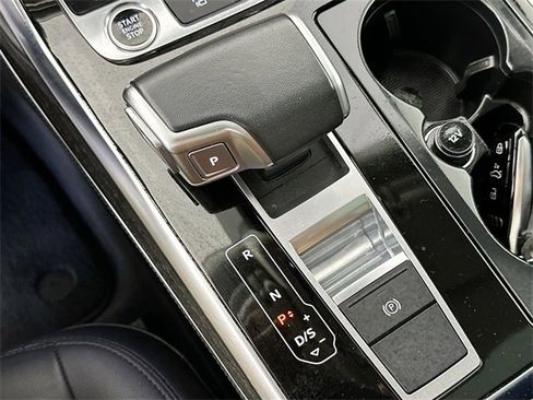 Used 2024 Audi Q7 2.0T Premium Plus image 16