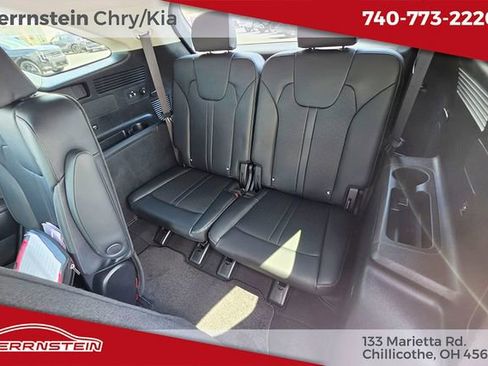 Used 2023 Kia Sorento EX AWD/4WD image 23
