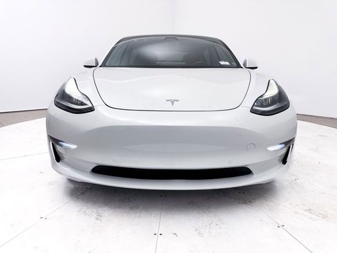 Used 2021 Tesla Model 3 Long Range image 11