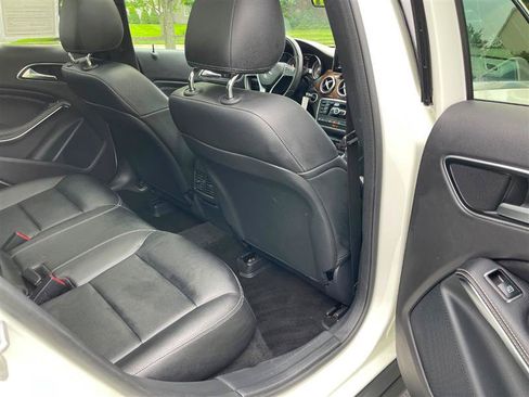 Used 2015 Mercedes-Benz GLA 250 4MATIC image 87