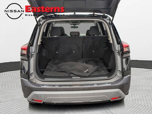 Used 2022 Nissan Rogue SV image 13