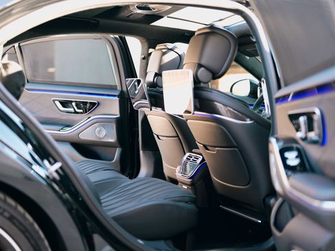 Used 2024 Mercedes-Benz S 63 AMG S image 36