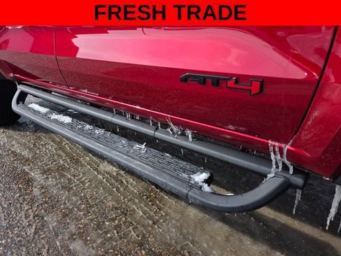 Used 2025 GMC Canyon AT4 w/ Technology Plus Package image 8