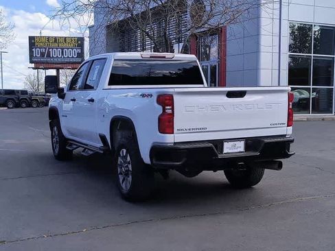 Used 2023 Chevrolet Silverado 2500 Custom w/ Custom Value Package AWD/4WD image 7