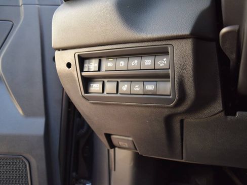 Used 2025 Toyota Sequoia TRD Pro AWD/4WD image 68