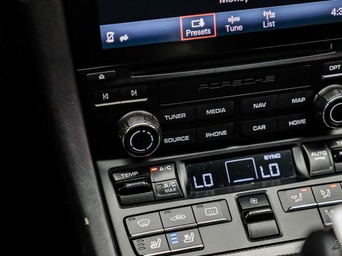 Used 2017 Porsche 911 Turbo S image 70