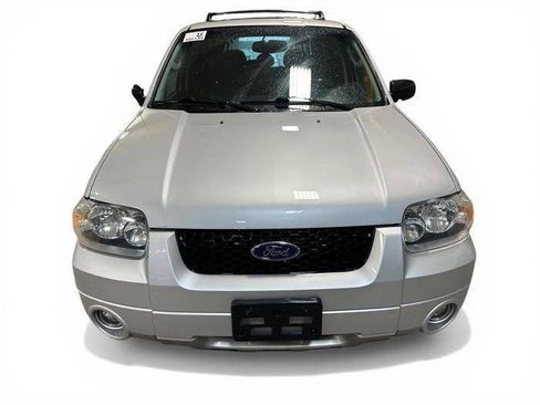 Used 2006 Ford Escape Limited image 9