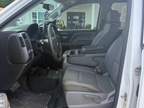 Used 2014 Chevrolet Silverado 1500 W/T w/ Trailering Package AWD/4WD image 9