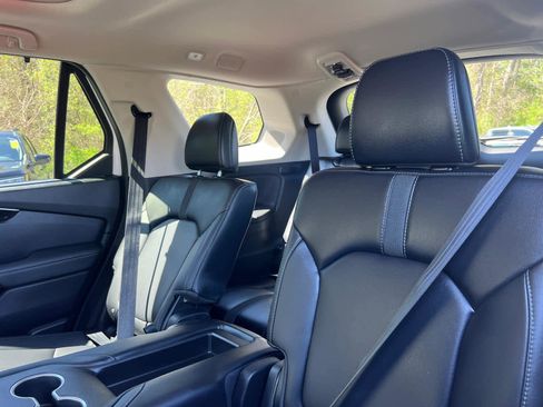 Used 2023 Honda Pilot Touring image 32