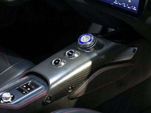 Used 2022 Maserati MC20 Coupe image 22