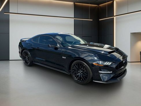 Used 2018 Ford Mustang GT w/ GT Performance Package RWD image 8