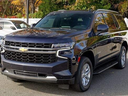 Used 2023 Chevrolet Tahoe LS image 3