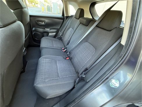 Used 2024 Honda HR-V LX image 18