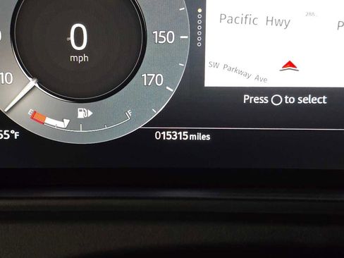 Used 2024 Land Rover Range Rover Velar Dynamic SE image 27