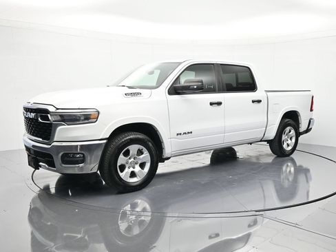 Used 2025 RAM 1500 Big Horn AWD/4WD image 1