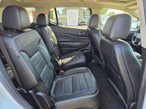Used 2021 GMC Acadia Denali w/ Denali Ultimate Package AWD/4WD image 12