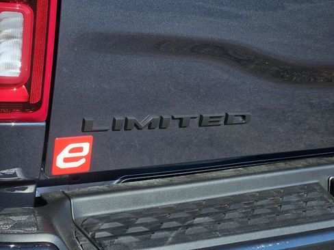 New 2026 RAM 2500 Limited AWD/4WD image 39