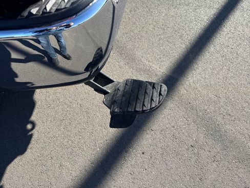 Used 2024 RAM 2500 Big Horn w/ Bed Utility Group image 29