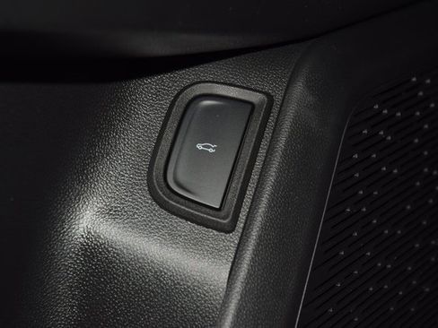 New 2026 Chevrolet Equinox LT w/ Convenience Package II image 47