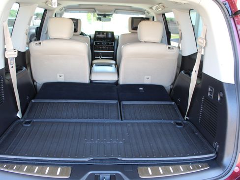 Used 2023 Nissan Armada Platinum w/ Captain's Chairs Package RWD image 26