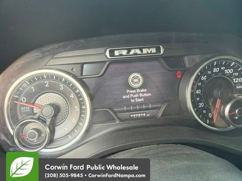 Used 2019 RAM 1500 Big Horn AWD/4WD image 8