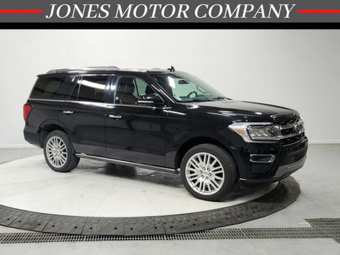 Used 2024 Ford Expedition Limited image 1