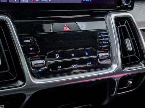 Used 2021 Kia Sorento SX image 26