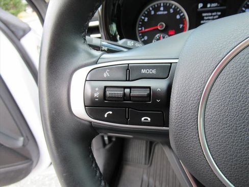 Used 2023 Kia K5 EX image 17