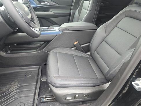 New 2026 Chevrolet Equinox EV LT FWD image 24