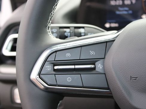 New 2026 Chevrolet Traverse LT w/ Sun and Wheel Package image 28