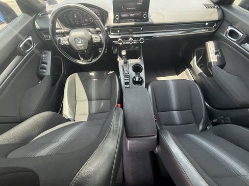 Used 2022 Honda Civic Sport image 3