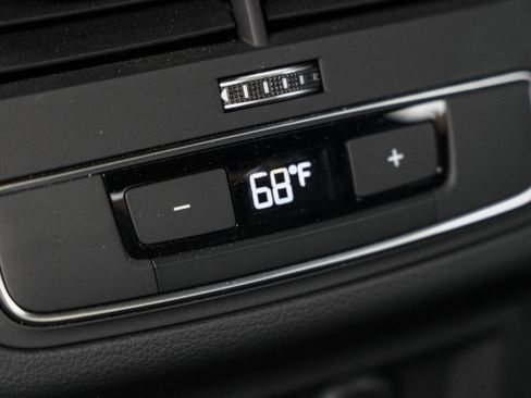 Used 2023 Audi S4 Premium Plus w/ Premium Plus Package image 26