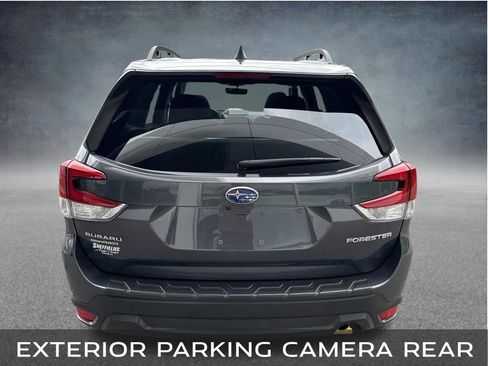 Used 2023 Subaru Forester Premium AWD/4WD image 4