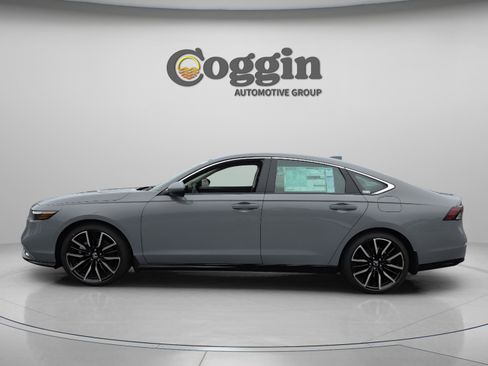 New 2026 Honda Accord Touring image 2