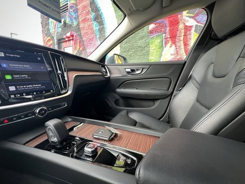 Used 2023 Volvo S60 B5 Ultimate image 67