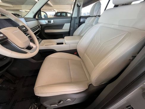 Used 2025 Hyundai Santa Fe SEL AWD/4WD image 29